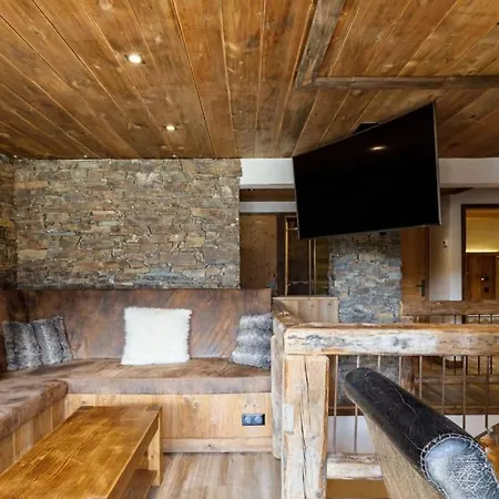 Apartment Superbe Logement, Jacuzzi Exterieur, Vue, Sauna *