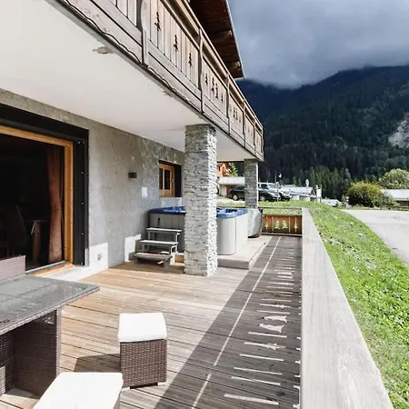 Superbe Logement, Jacuzzi Exterieur, Vue, Sauna Apartment